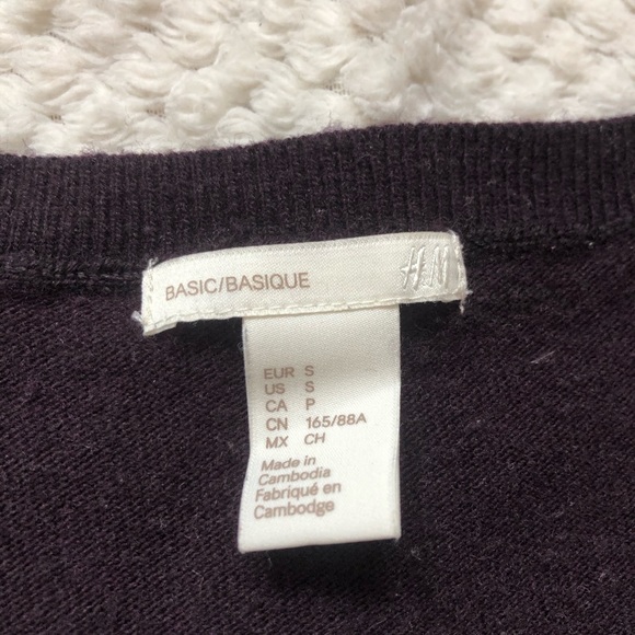 H&M v-neck Long Sleeve Top - Picture 5 of 5